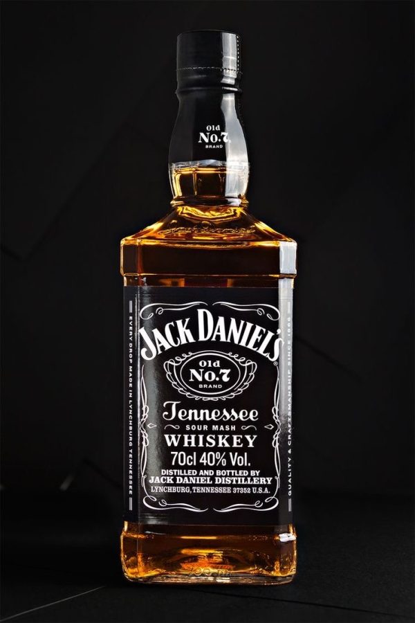 Jack Daniel’s Old No. 7 Tennessee Whiskey – 70cl - Image 2